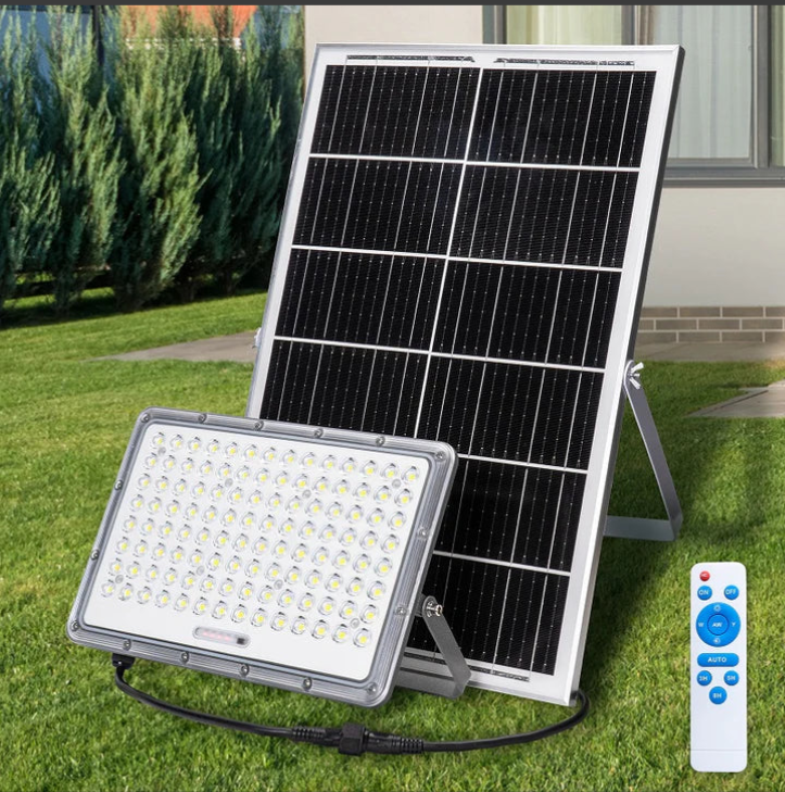 Proiector LED 50W cu Panou Solar si Telecomanda, IP65